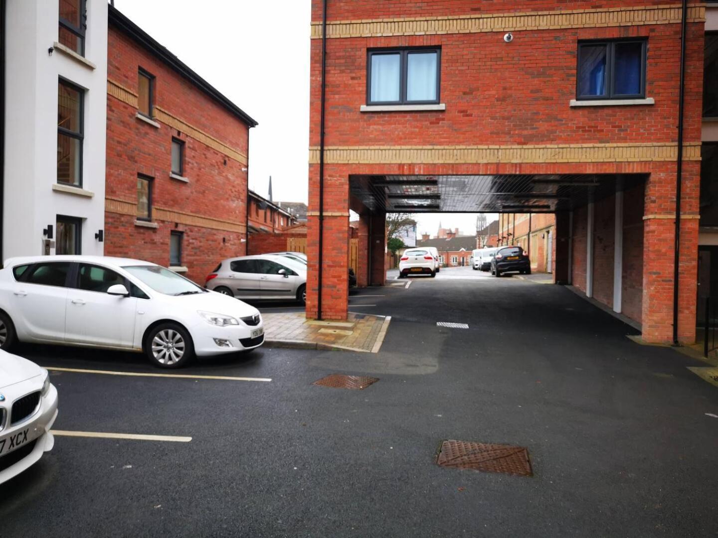Belfast Central 2 Bedroom Luxurious Modern Stay Exterior foto